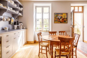 Madame M's Maison des Mots